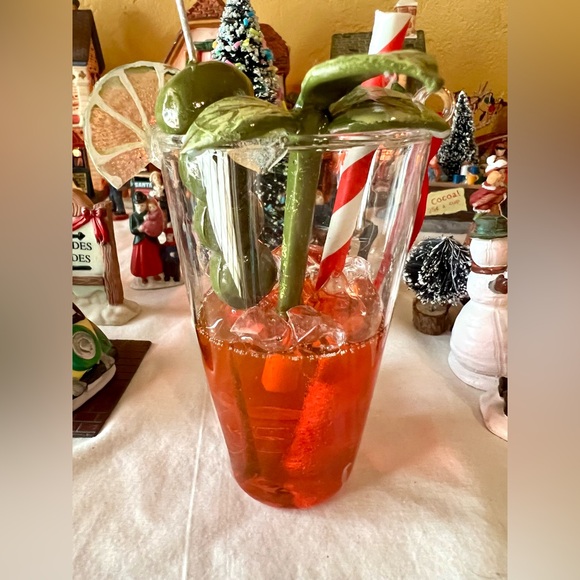 Christmas Glass Bloody Mary Cocktail Ornament Celery Stalk Lime Slice Olives - Picture 8 of 9